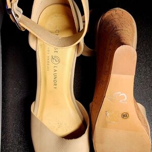 Womens Shoes sizes 8-9